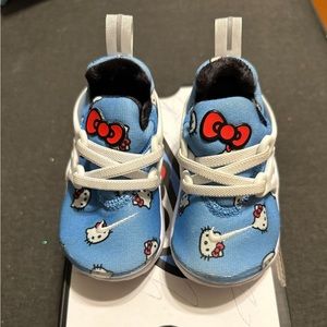 Hello kitty Nike presto toddler shoes